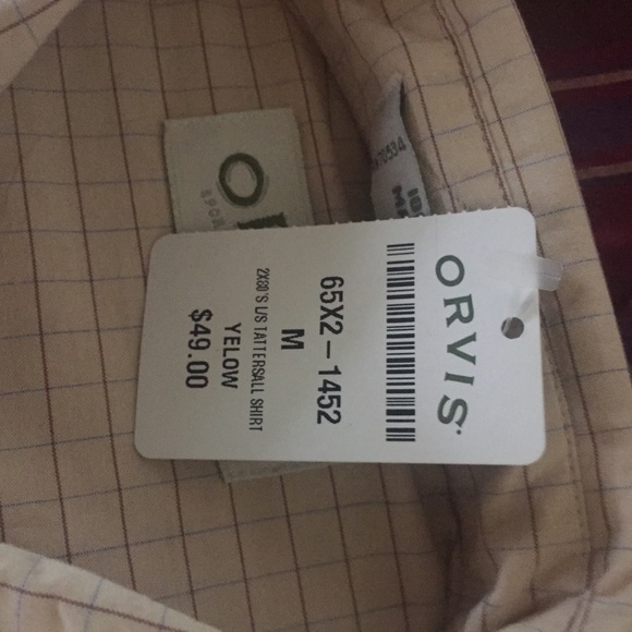 Two Men’s Short Sleeve Shirts - Picture 2 of 3